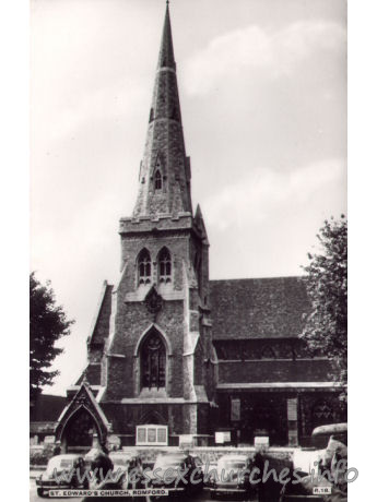 St Edward the Confessor, Romford Church - Postcard by Cranley Commercial Calendars, Ilford, Essex.