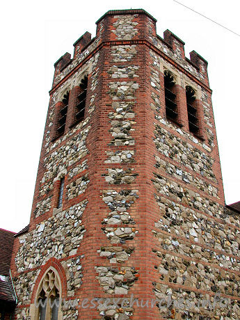 St Alban, Westcliff-on-Sea Church - 


The South-East tower, showing the fabric of the church to be 
flint and rubble with red-brick dressings.



