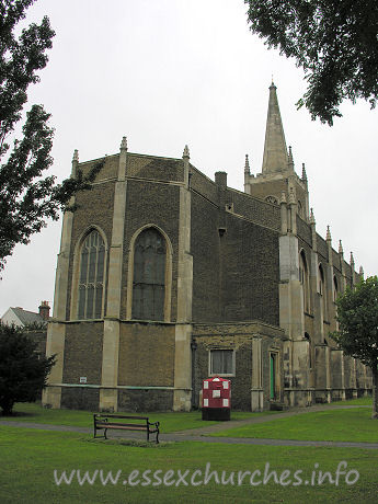 St Nicholas, Harwich Church - 


From Pevsner: Gothic of the lean Commissioners' type.













