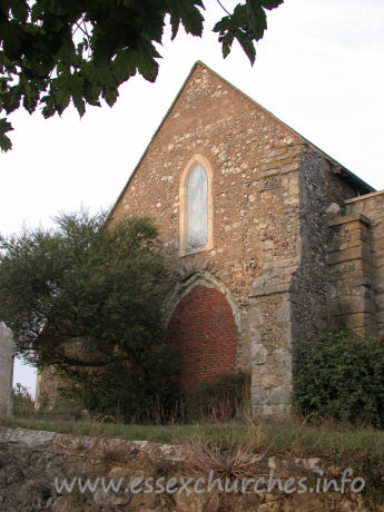 , East%Tilbury Church - The east wall, showing the tower arch from the original C13 
tower. It is said that this tower was destroyed during a Dutch raid in 1667, 
though this theory has often been challenged.
