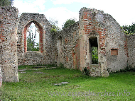 St Peter (Ruins), Alresford Church - Another shot, looking across the nave. The opening is possibly the rood staircase area.