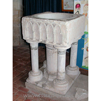 St Nicholas, Canewdon Church - 



This font originally resided in 
St Mary's, Shopland. It was moved here after St Mary's was demolished, following extensive damage during the Second World War.













