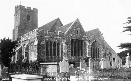 Holy Trinity, Rayleigh Church - 


PADGETT'S "Haven" Series, Leigh-on-Sea.

